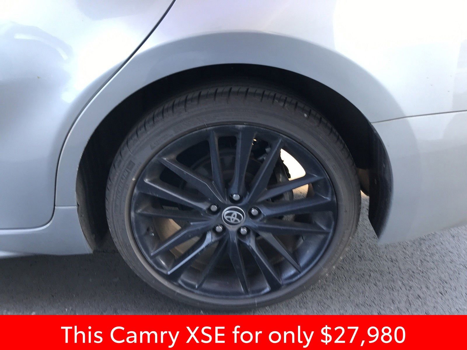 Used 2023 Toyota Camry XSE image 13