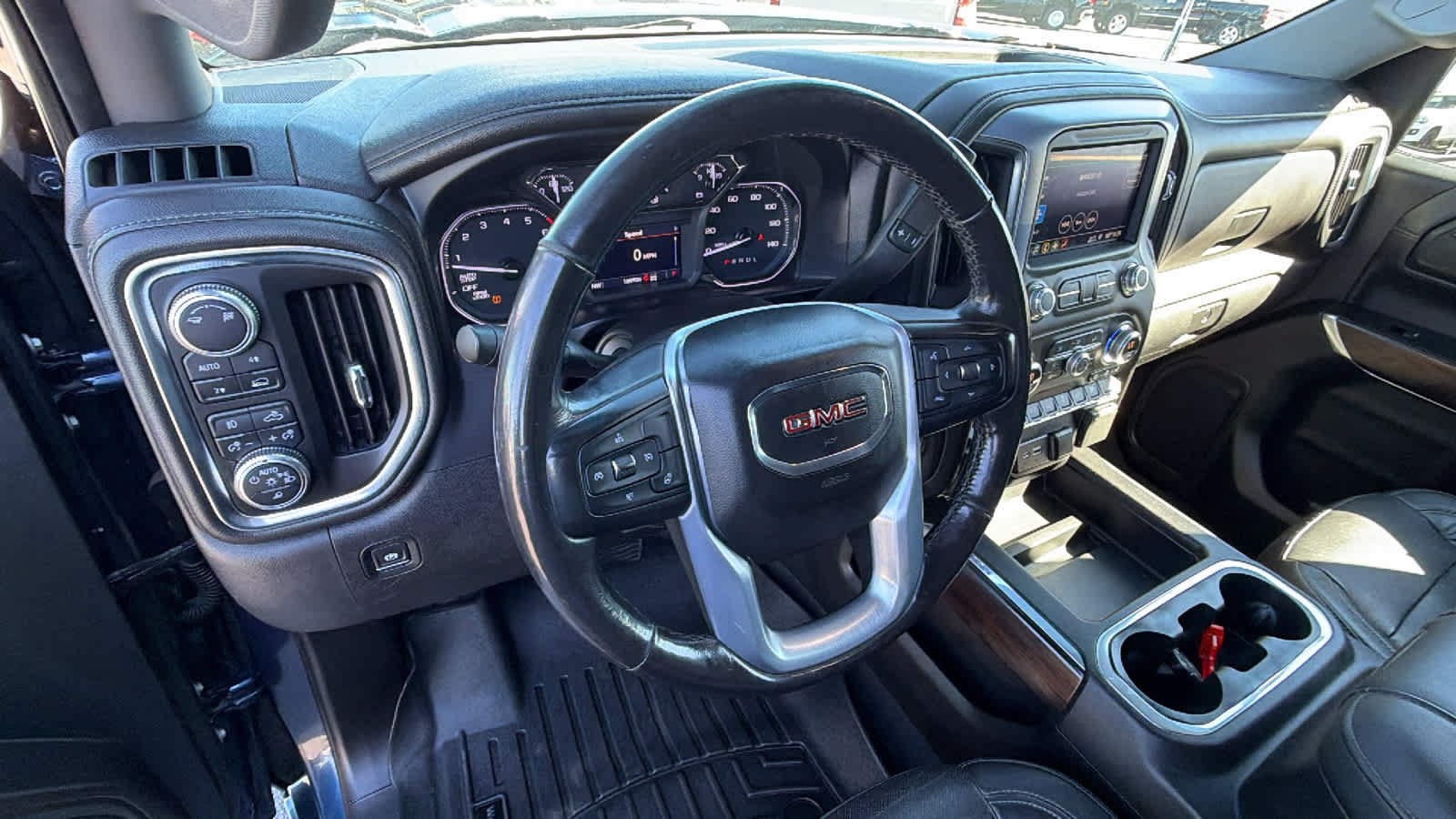Used 2019 GMC Sierra 1500 SLT w/ SLT Convenience Package AWD/4WD image 10