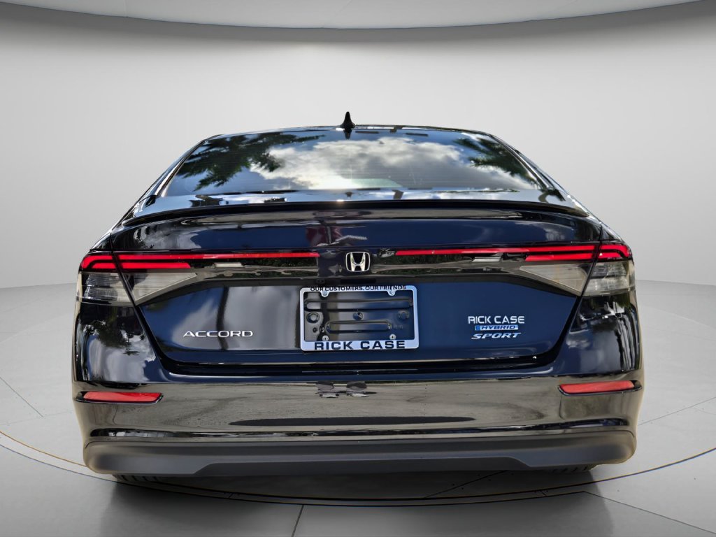 Certified 2025 Honda Accord Sport image 5