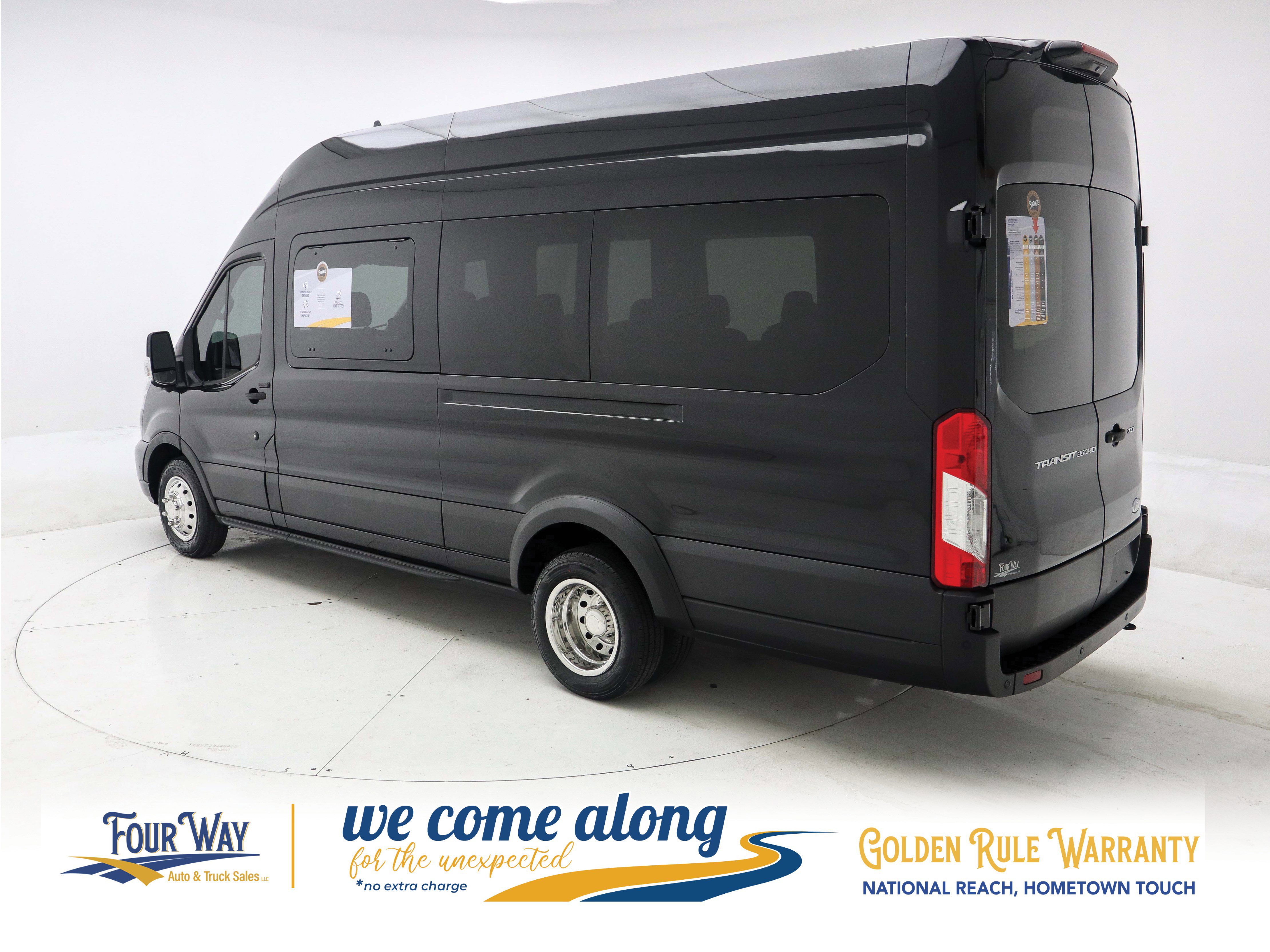 Used 2022 Ford Transit 350 XLT image 6