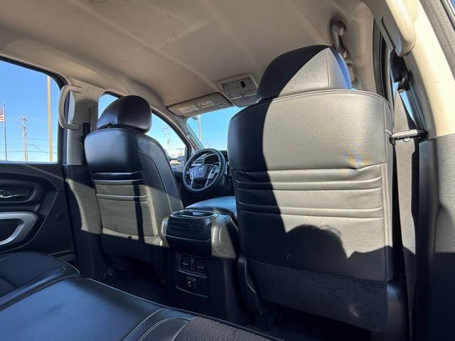 Used 2016 Nissan Titan PRO-4X image 22
