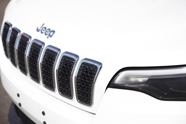 Used 2019 Jeep Cherokee Sport FWD image 12