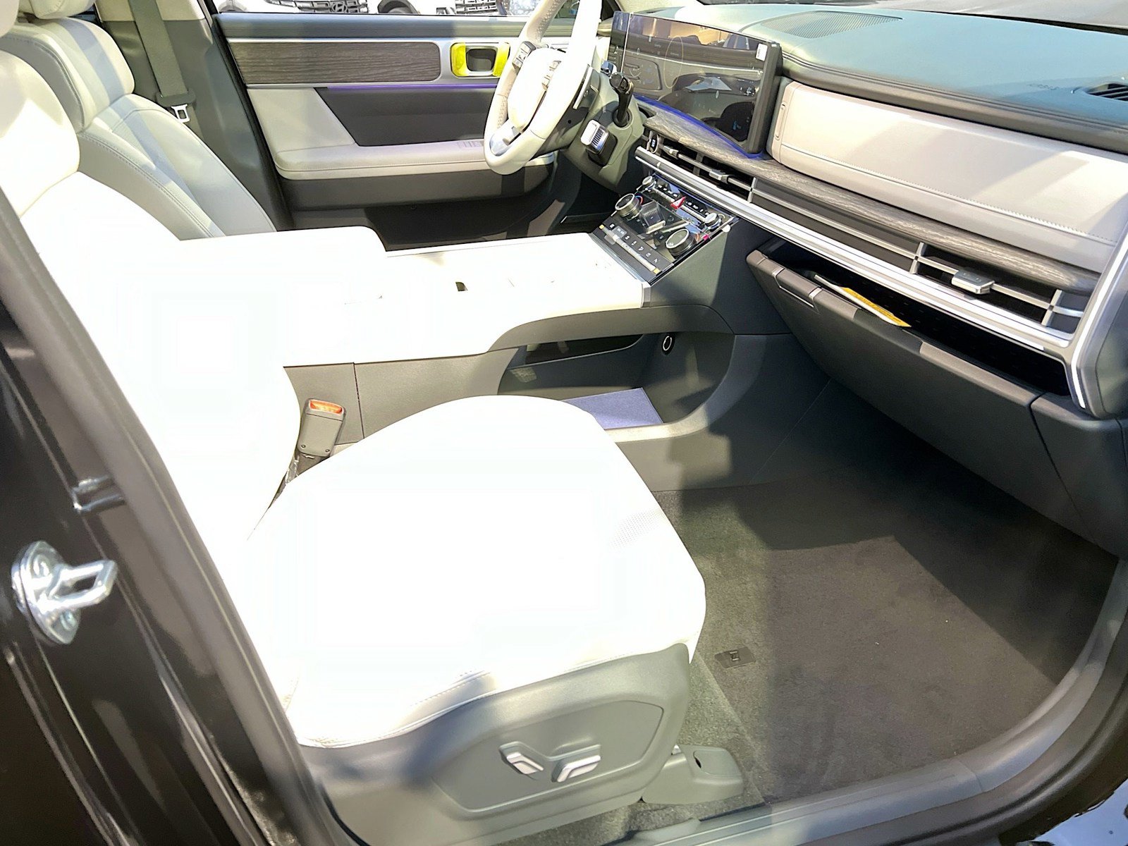 New 2026 Hyundai Santa Fe Limited AWD/4WD image 23