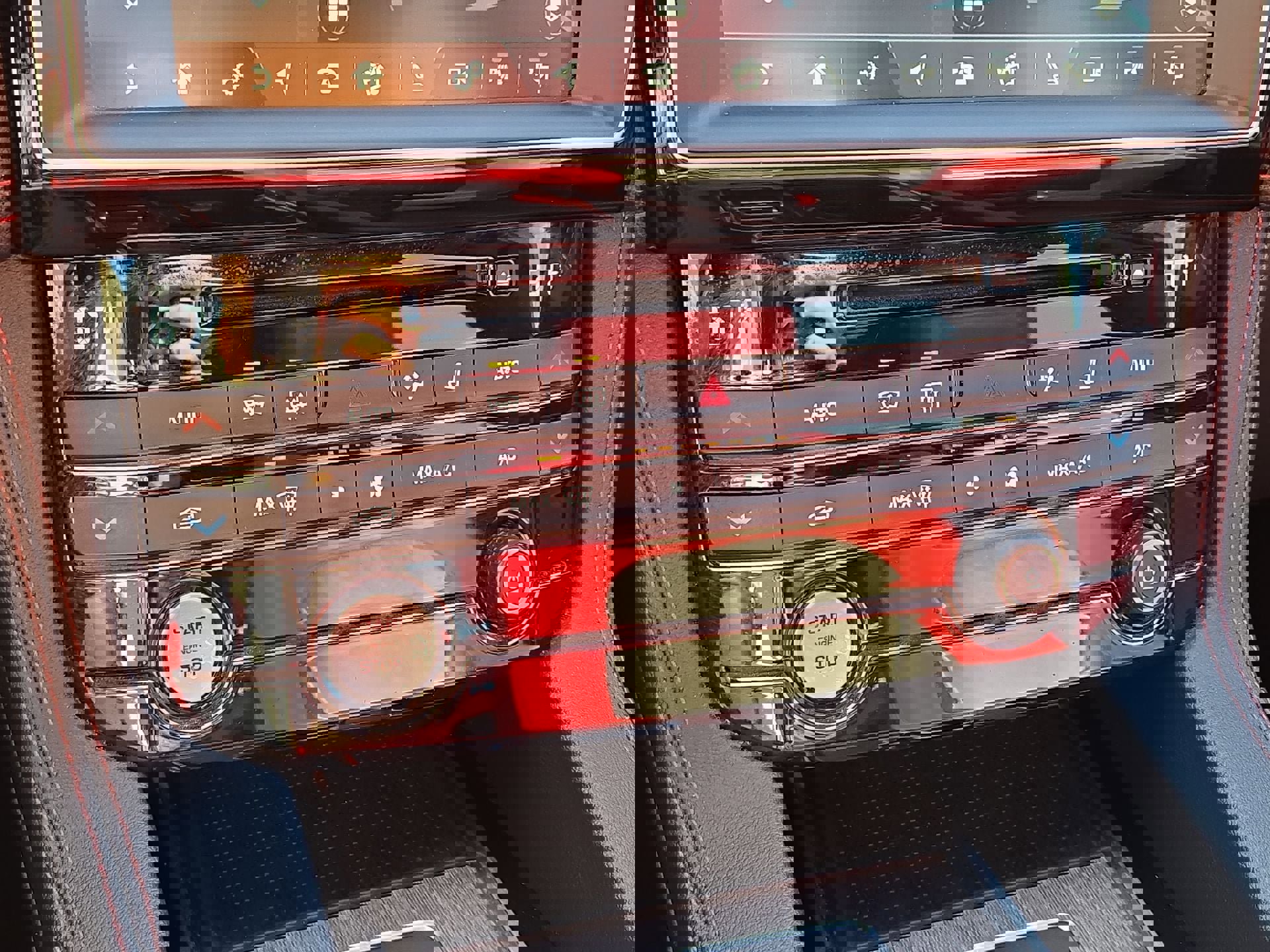 Used 2017 Jaguar F-PACE S image 20