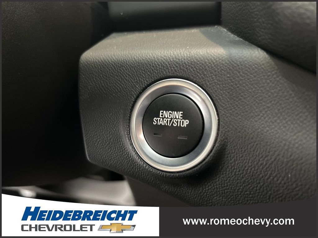 Used 2024 GMC Terrain AT4 w/ LPO, Floor Liner Package AWD/4WD image 30