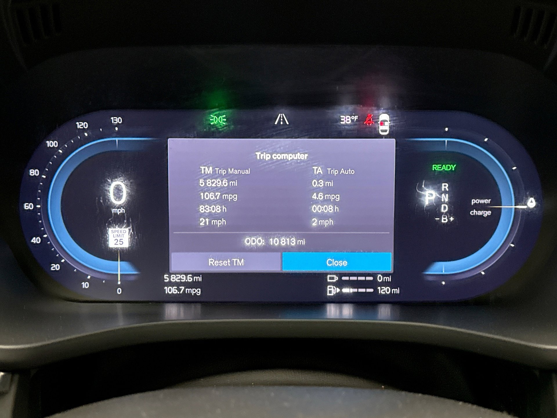 Used 2023 Volvo XC60 T8 Plus w/ Climate Package image 13