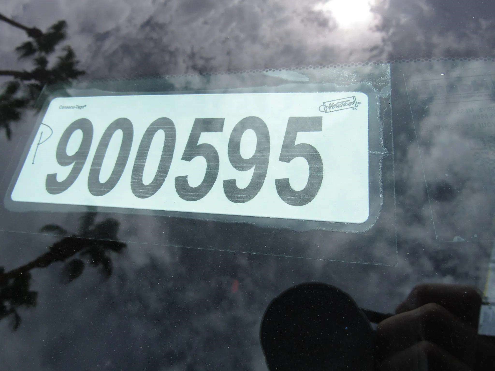Used 2024 Honda CR-V LX image 26