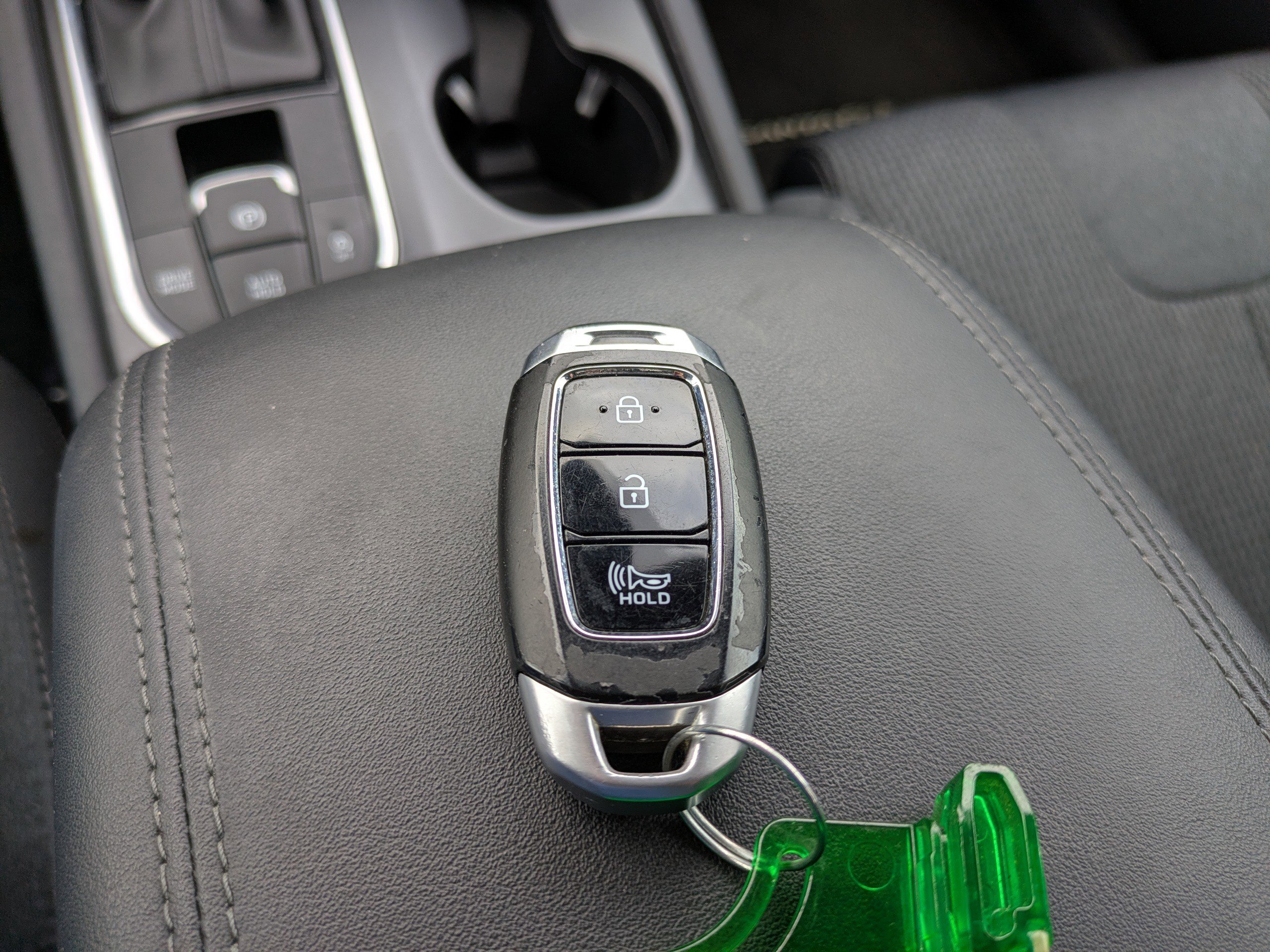 Used 2020 Hyundai Santa Fe SEL image 27