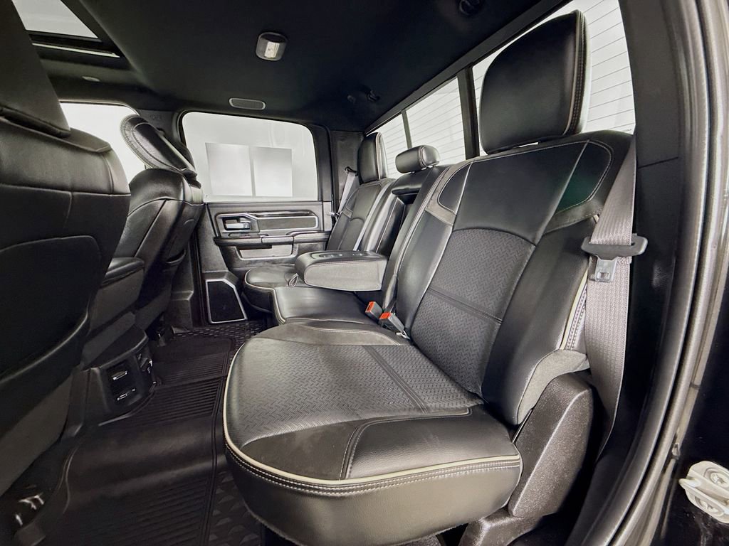 Used 2020 RAM 3500 Laramie w/ Night Edition AWD/4WD image 28