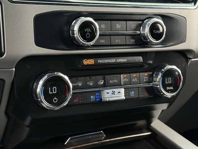 Used 2022 Ford F250 Lariat w/ Lariat Value Package AWD/4WD image 21