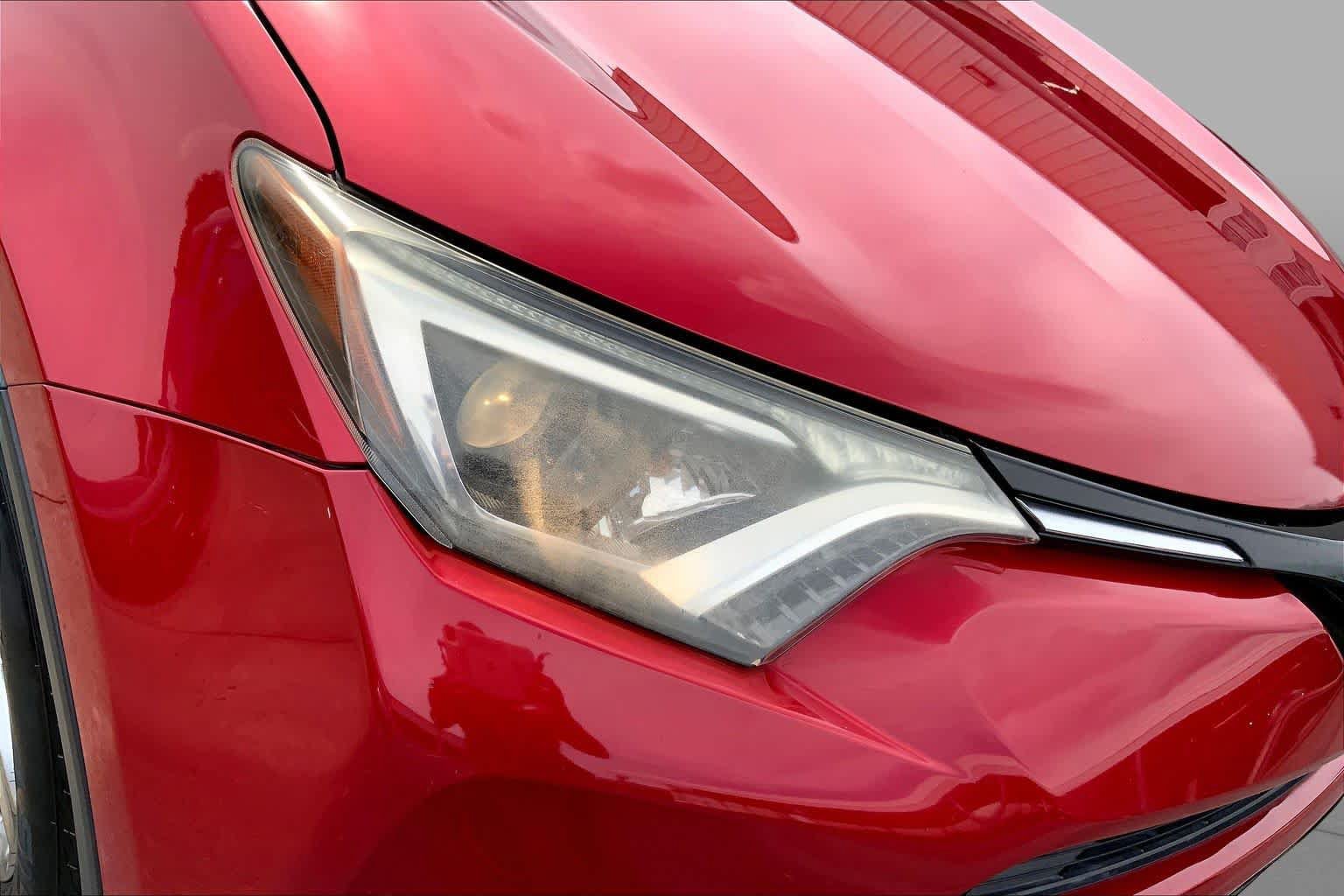 Used 2016 Toyota RAV4 XLE FWD image 28