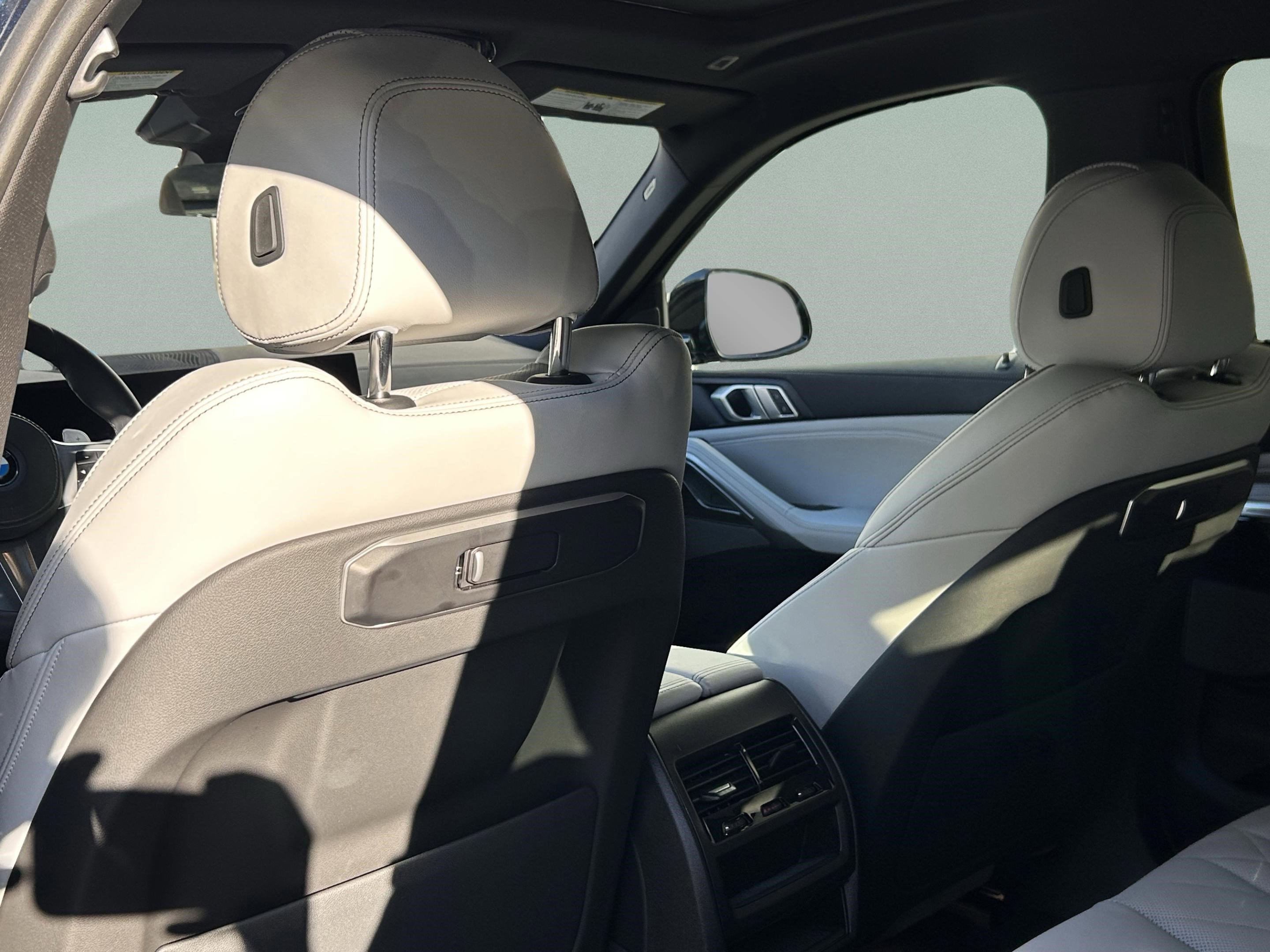 Used 2025 BMW X6 xDrive40i image 28