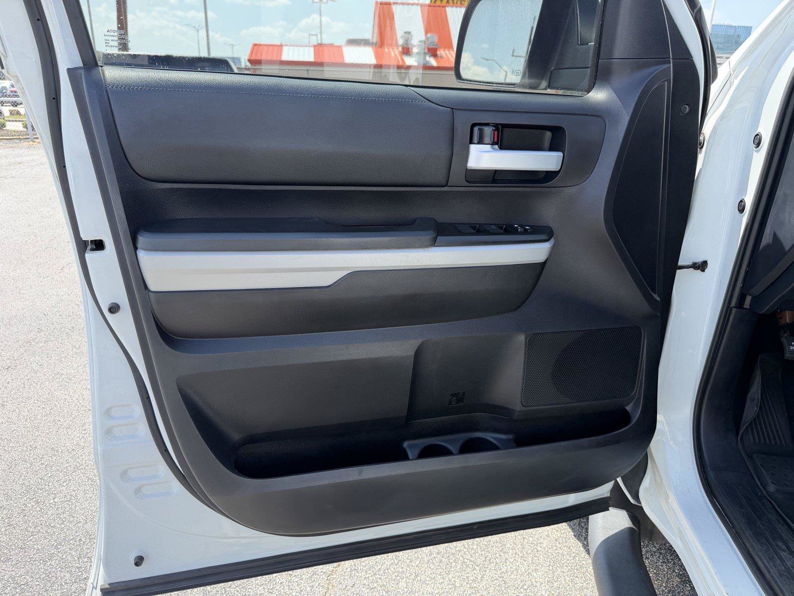 Used 2020 Toyota Tundra SR5 w/ SR5 Upgrade Package RWD image 12