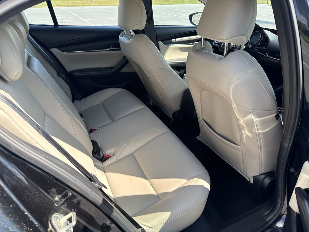 Used 2021 MAZDA MAZDA3 s image 13