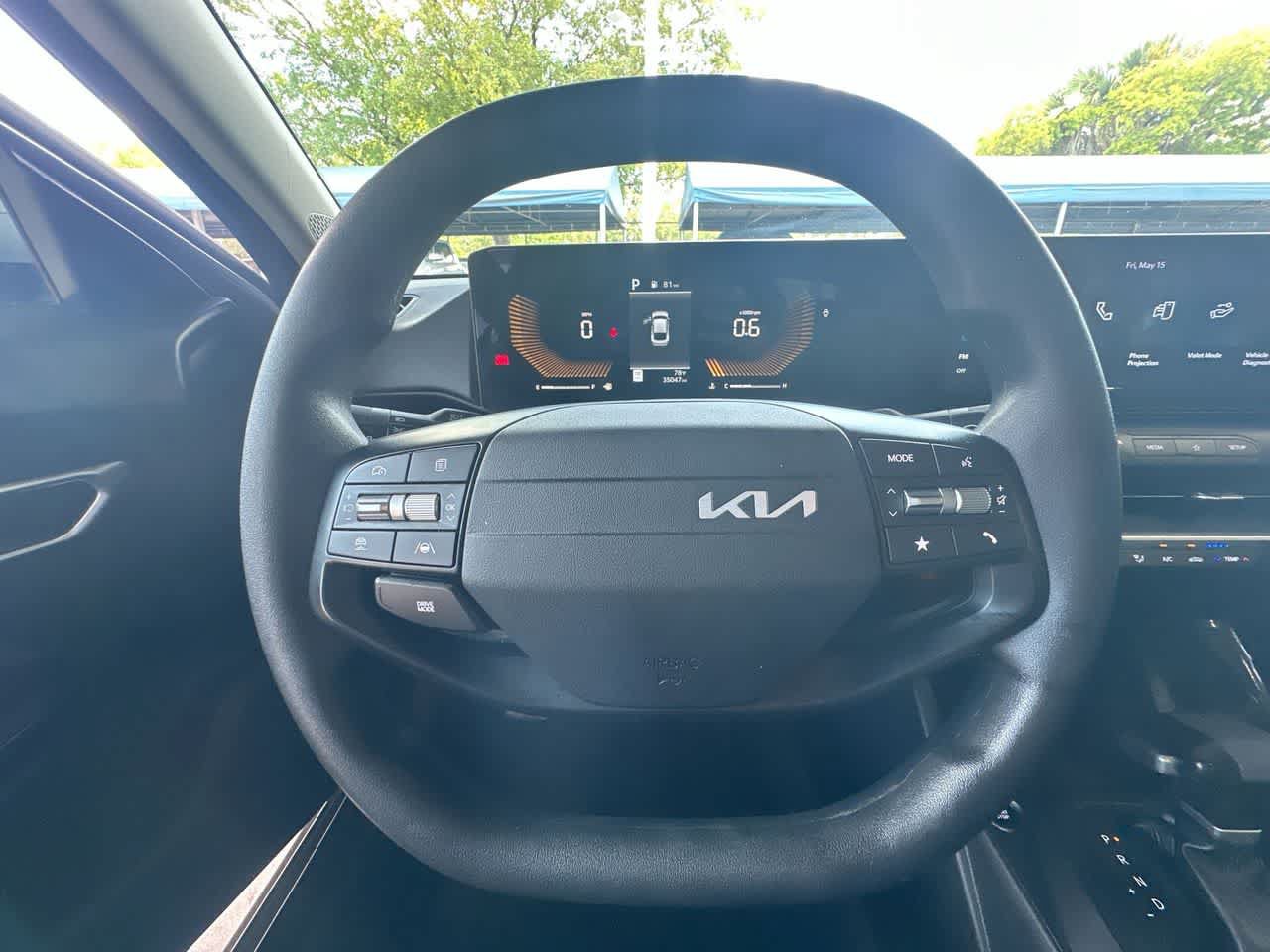 Used 2025 Kia K4 FWD image 15