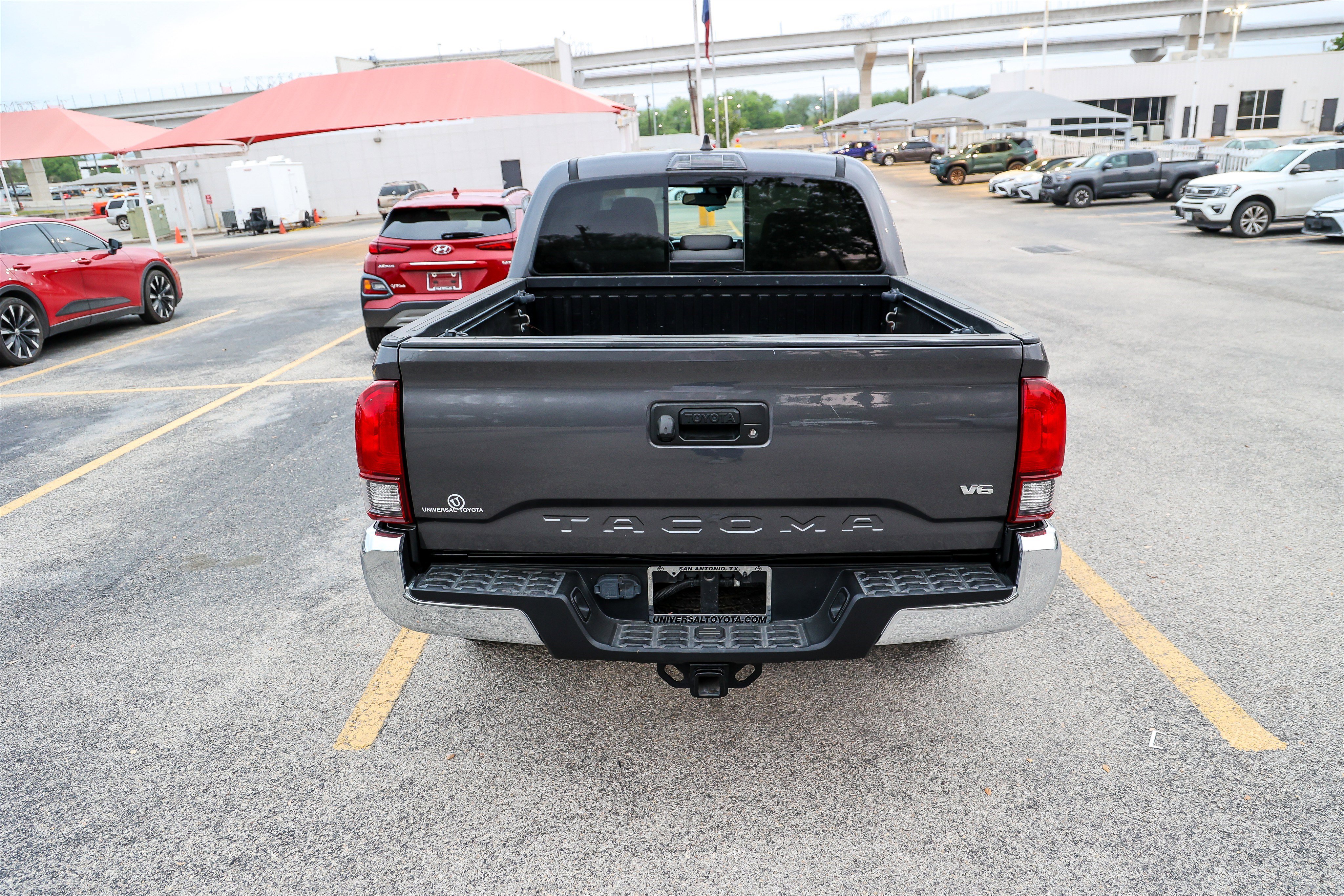 Used 2021 Toyota Tacoma SR5 image 10