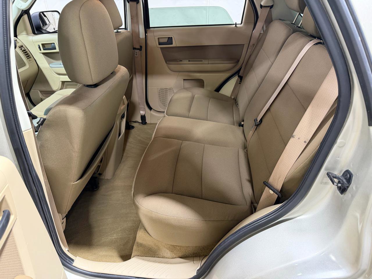 Used 2010 Ford Escape XLT image 21