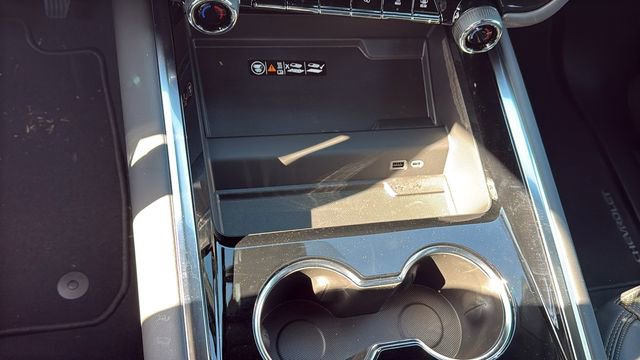 New 2026 Chevrolet Tahoe High Country w/ Sun And Tow Package image 24