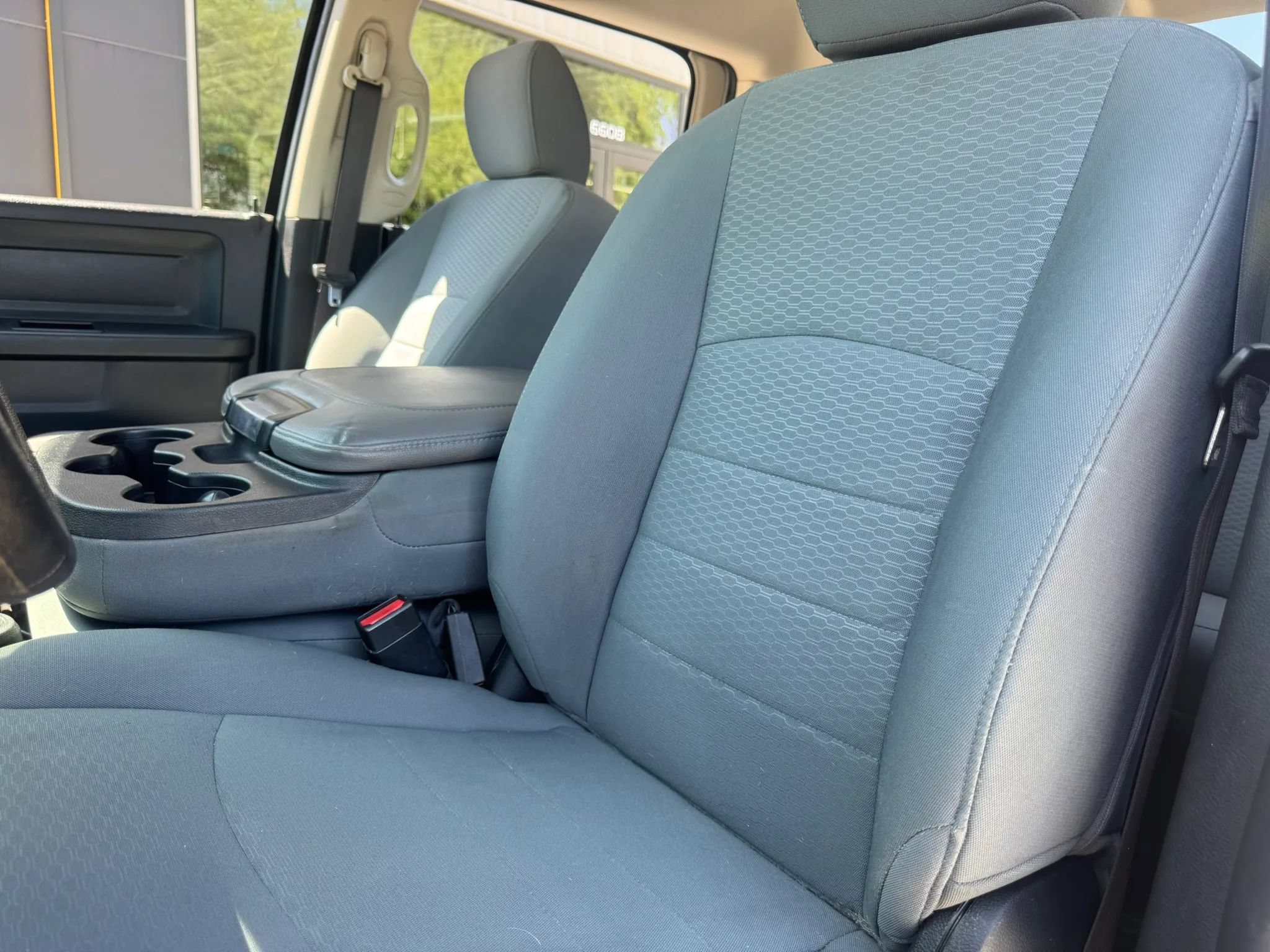 Used 2017 RAM 3500 Tradesman w/ Chrome Appearance Group AWD/4WD image 19