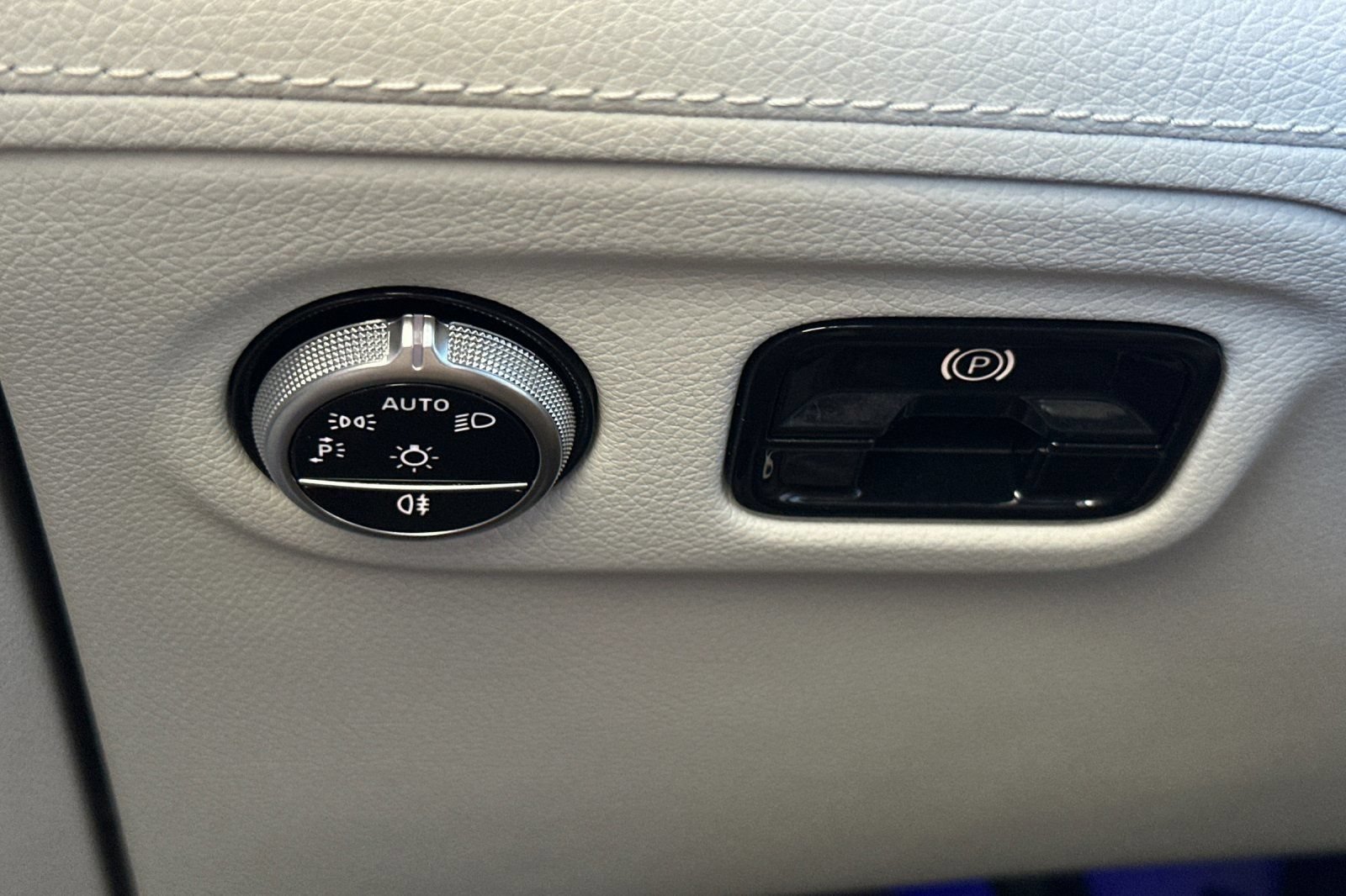 Certified 2023 Mercedes-Benz EQE 350+ 4MATIC SUV image 37