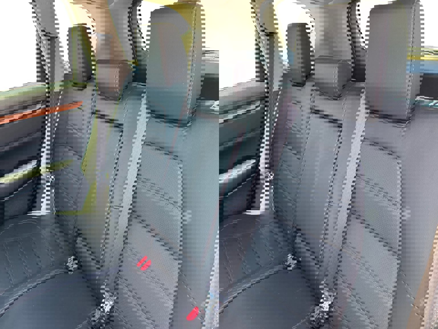 Used 2017 Honda CR-V Touring image 16