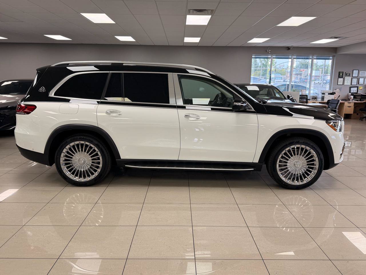 Used 2020 Mercedes-Benz GLS 450 4MATIC image 7