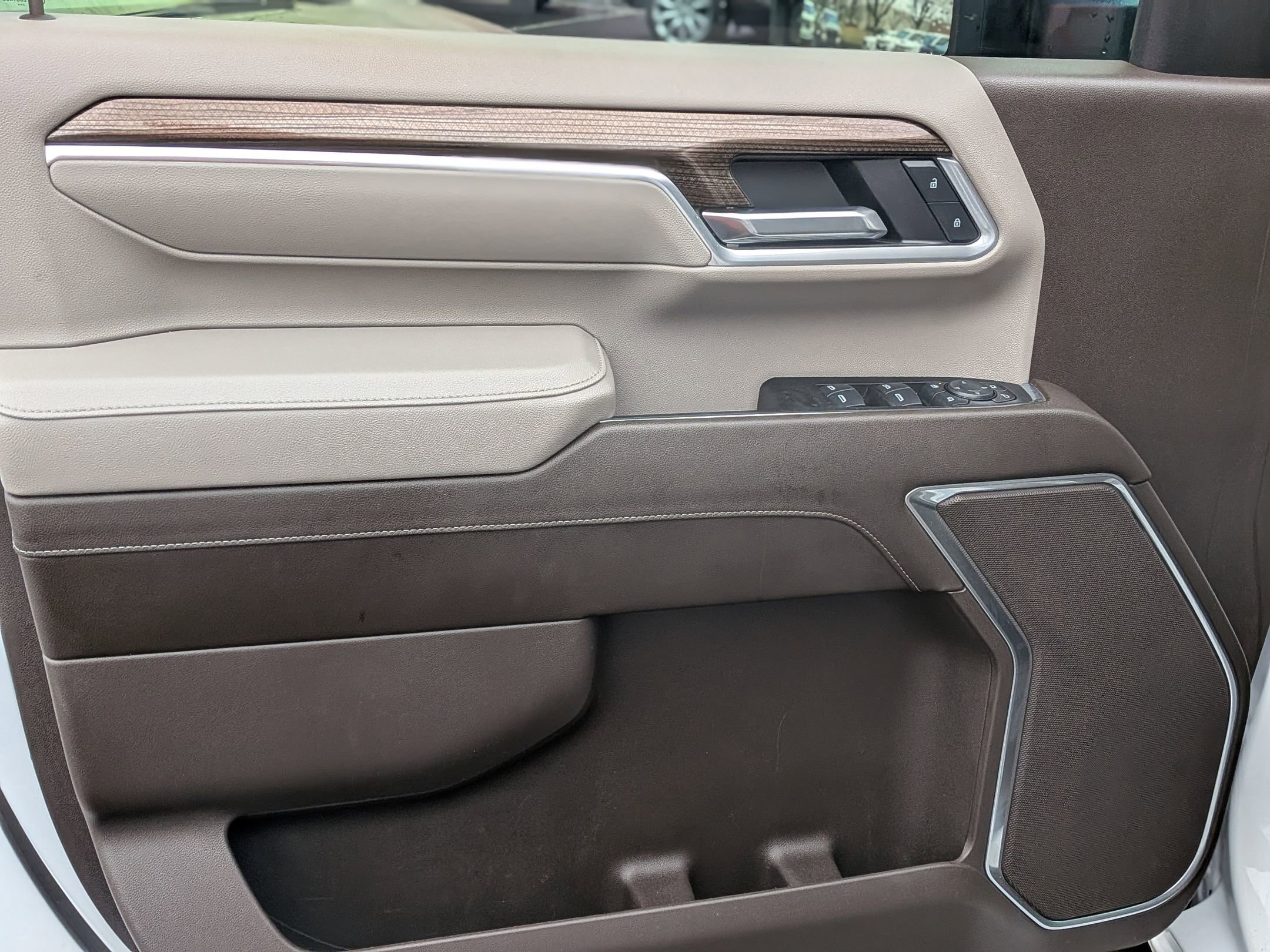 Certified 2025 Chevrolet Silverado 2500 LT w/ Safety Package image 14