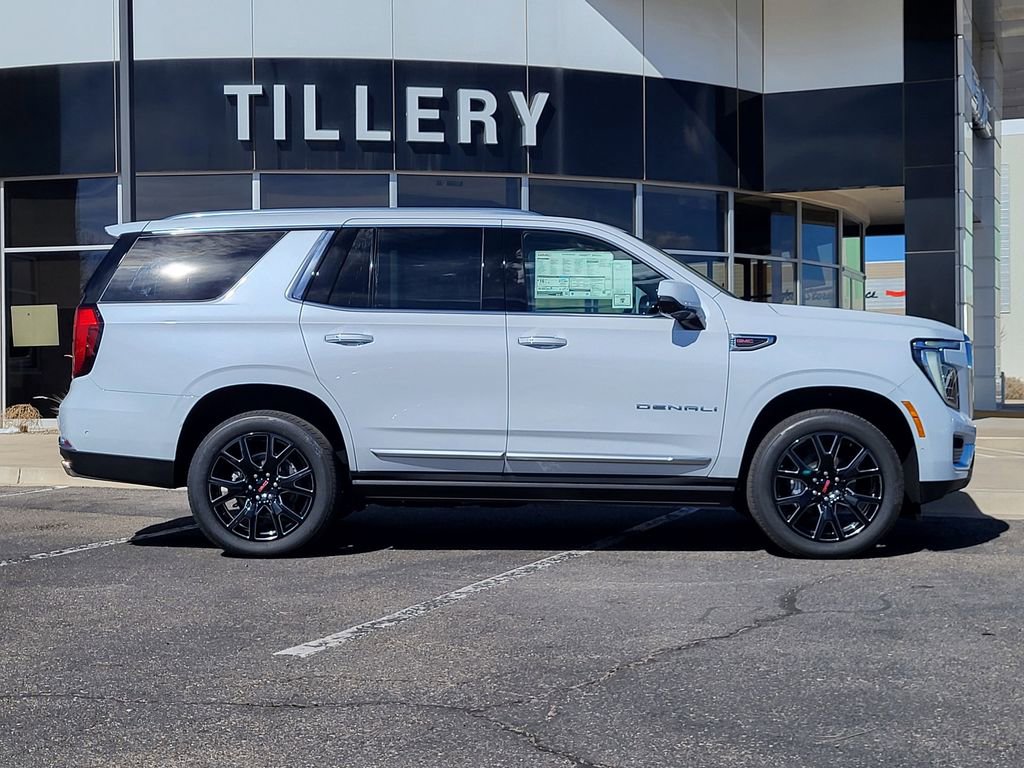 New 2026 GMC Yukon Denali w/ Sun & Power Step Package