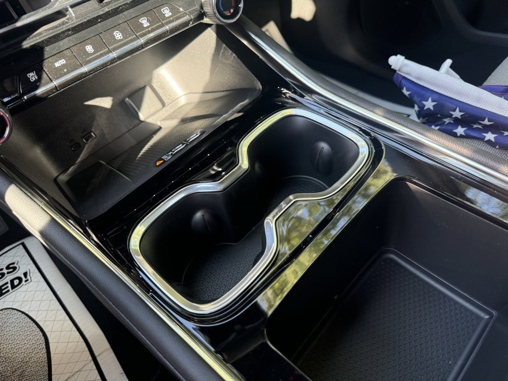 New 2026 Chevrolet Traverse LT image 24