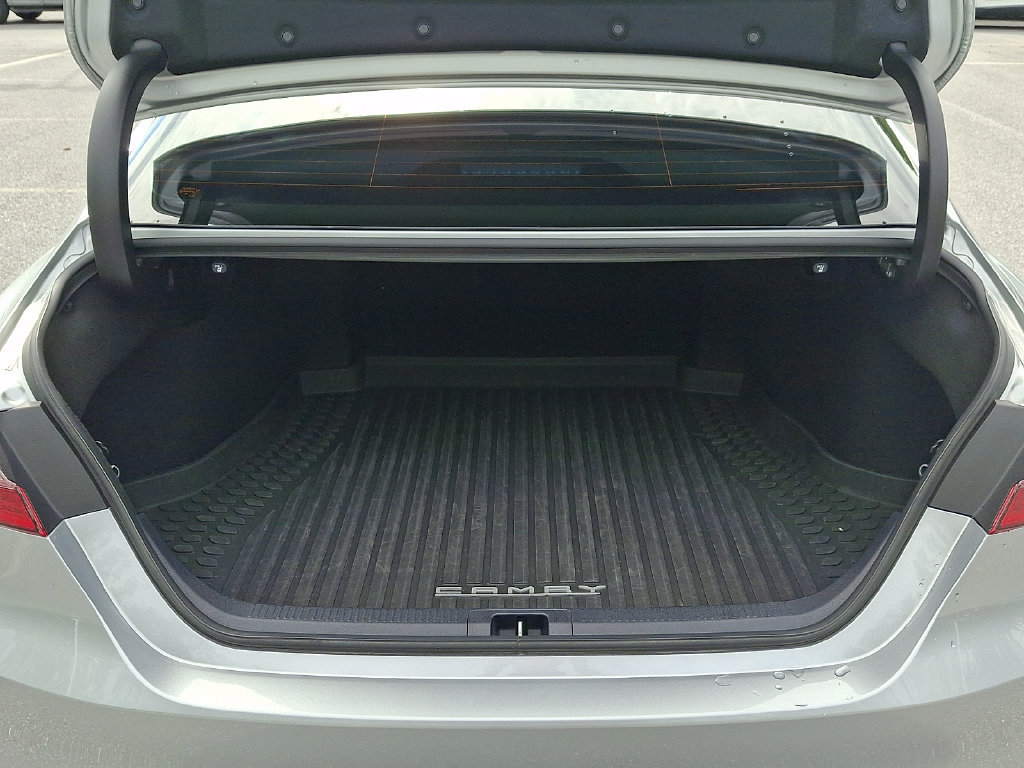 Certified 2023 Toyota Camry LE FWD image 28