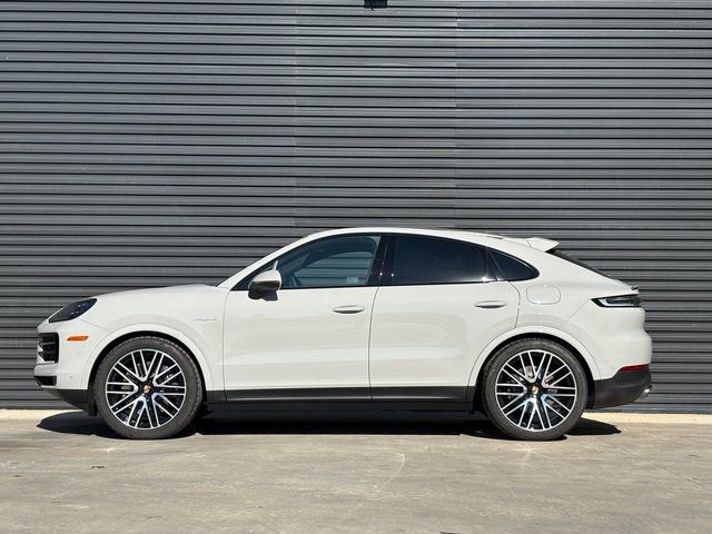 New 2026 Porsche Cayenne E-Hybrid Coupe image 2