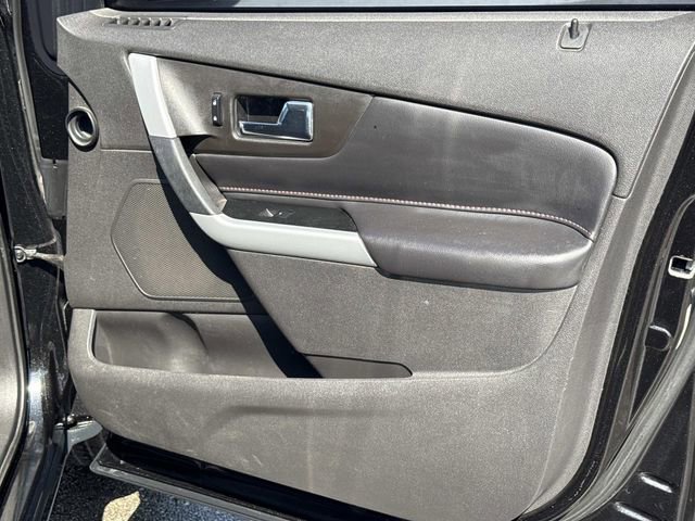 Used 2014 Ford Edge SEL w/ Equipment Group 205A image 16