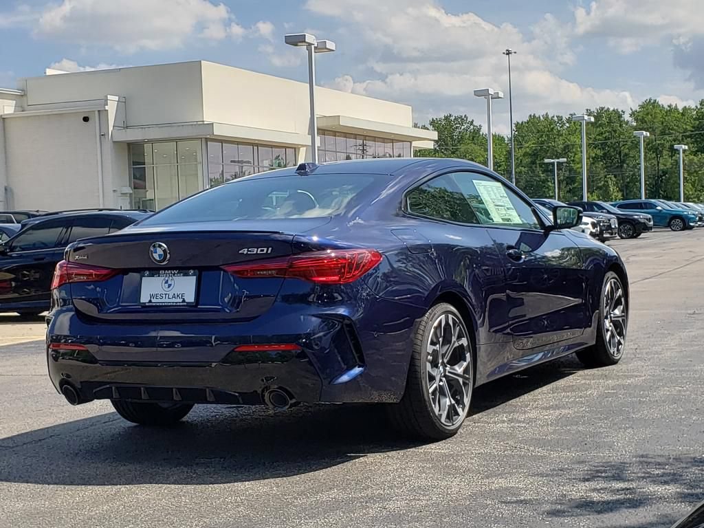 New 2026 BMW 430i xDrive Coupe w/ M Sport Package AWD/4WD image 4
