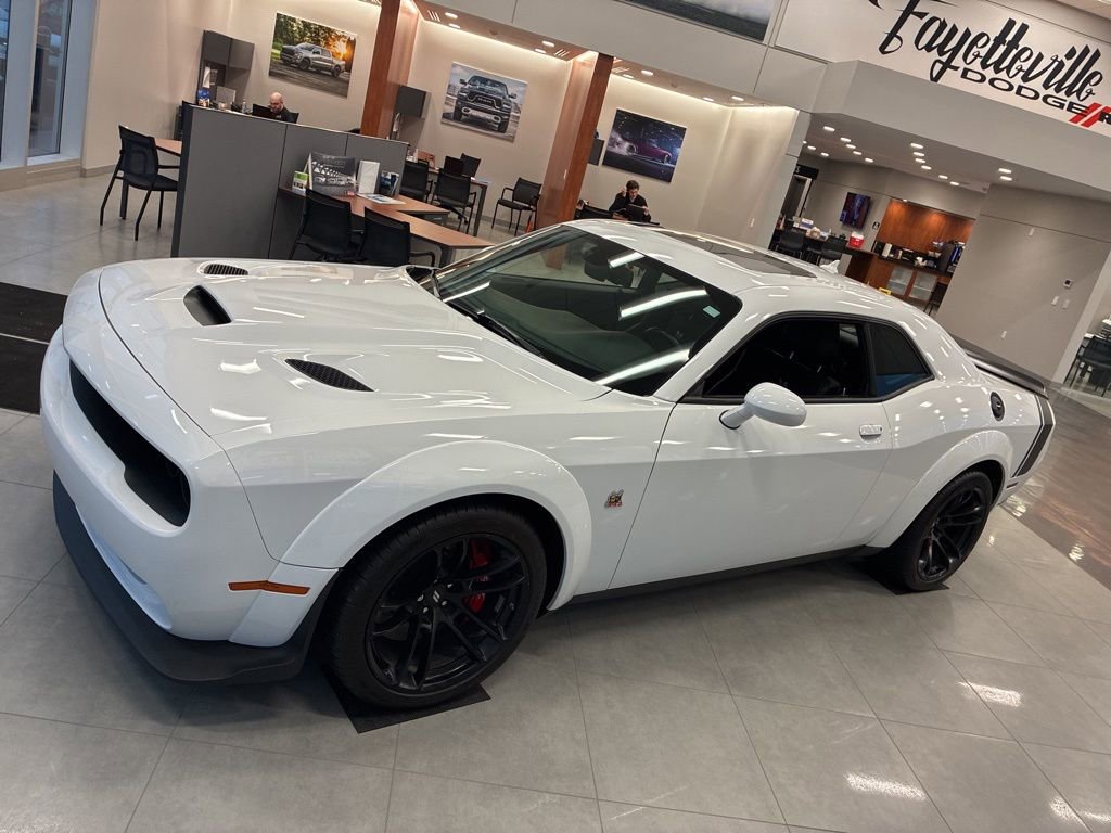 Used 2022 Dodge Challenger R/T Scat Pack RWD image 6