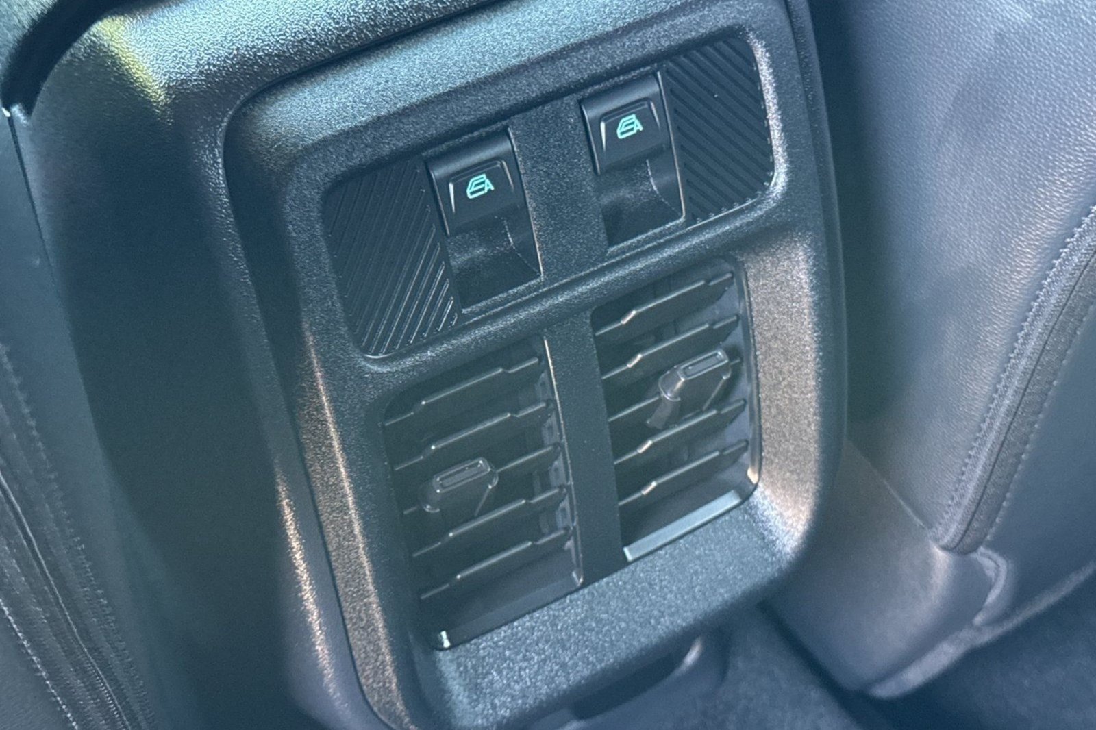 New 2025 Ford Bronco Outer Banks AWD/4WD image 16
