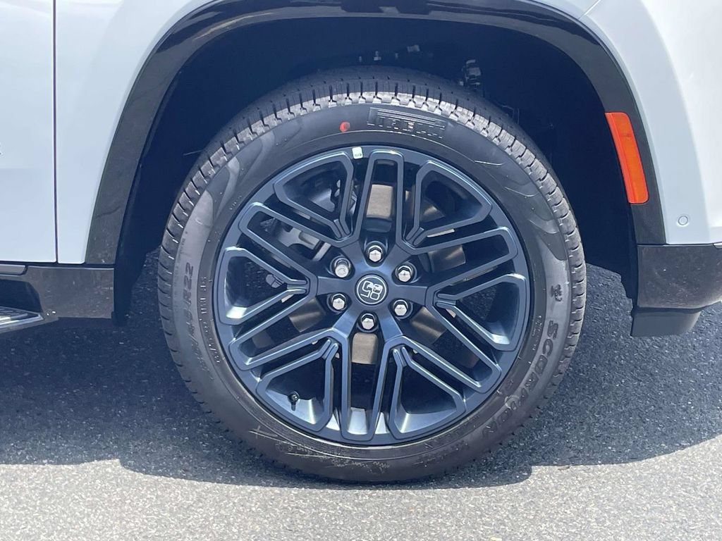 New 2026 Jeep Grand Wagoneer 4WD image 10