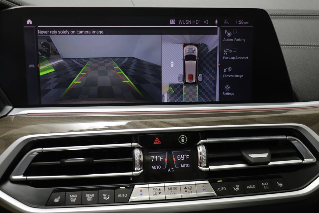 Used 2019 BMW X7 xDrive40i w/ Premium Package AWD/4WD image 10