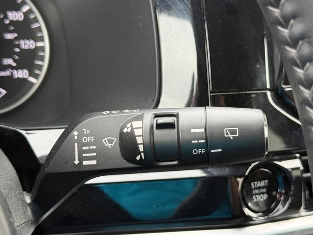 Certified 2025 Nissan Pathfinder SV AWD/4WD image 24