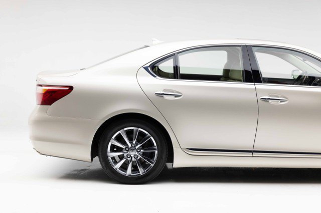 Used 2012 Lexus LS 460 w/ Luxury Value Edition image 21