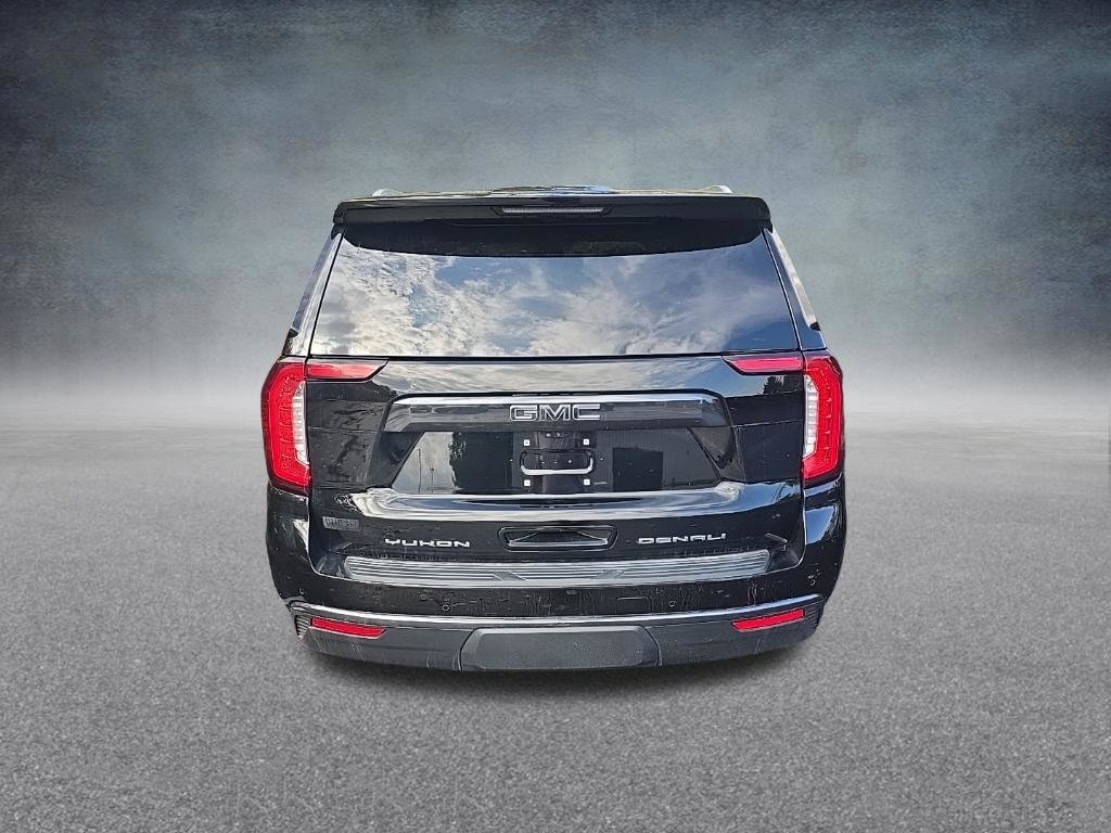Used 2023 GMC Yukon Denali Ultimate AWD/4WD image 8