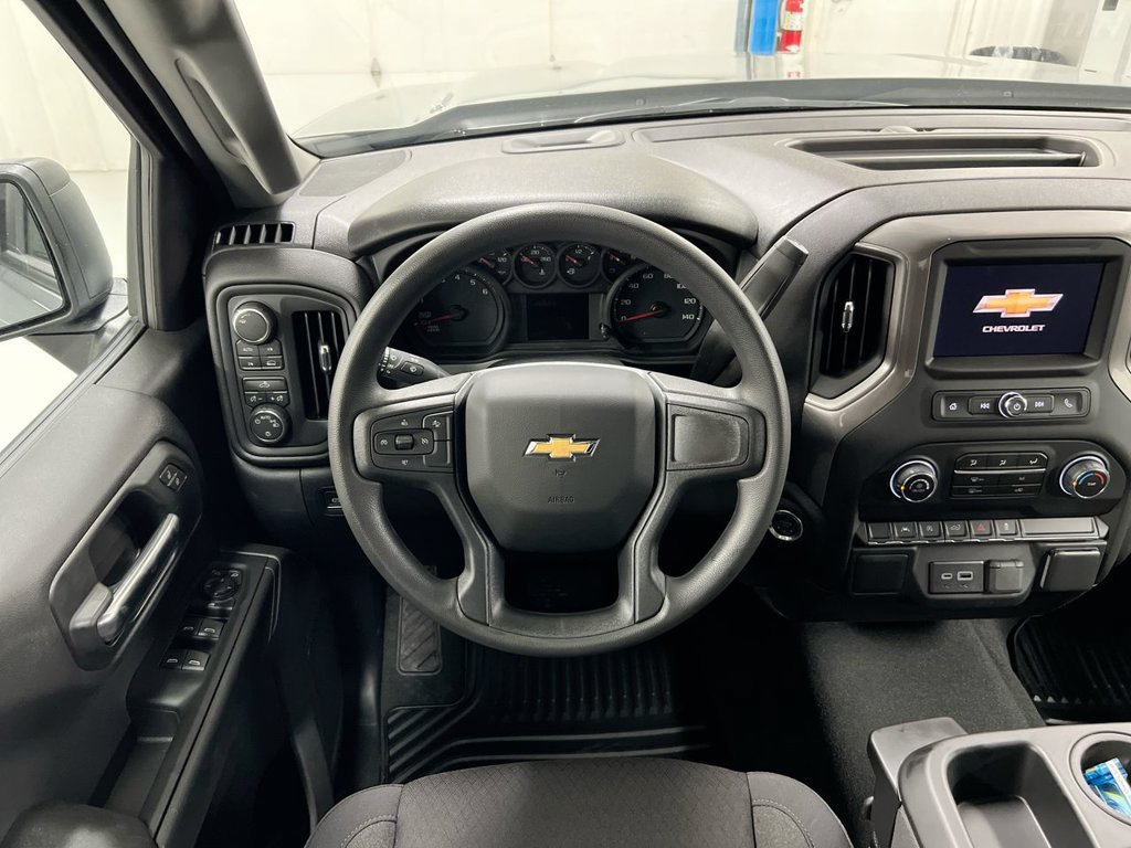New 2026 Chevrolet Silverado 1500 Custom AWD/4WD image 11