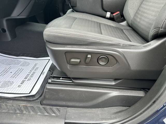 Used 2022 Chevrolet Silverado 1500 Custom AWD/4WD image 16
