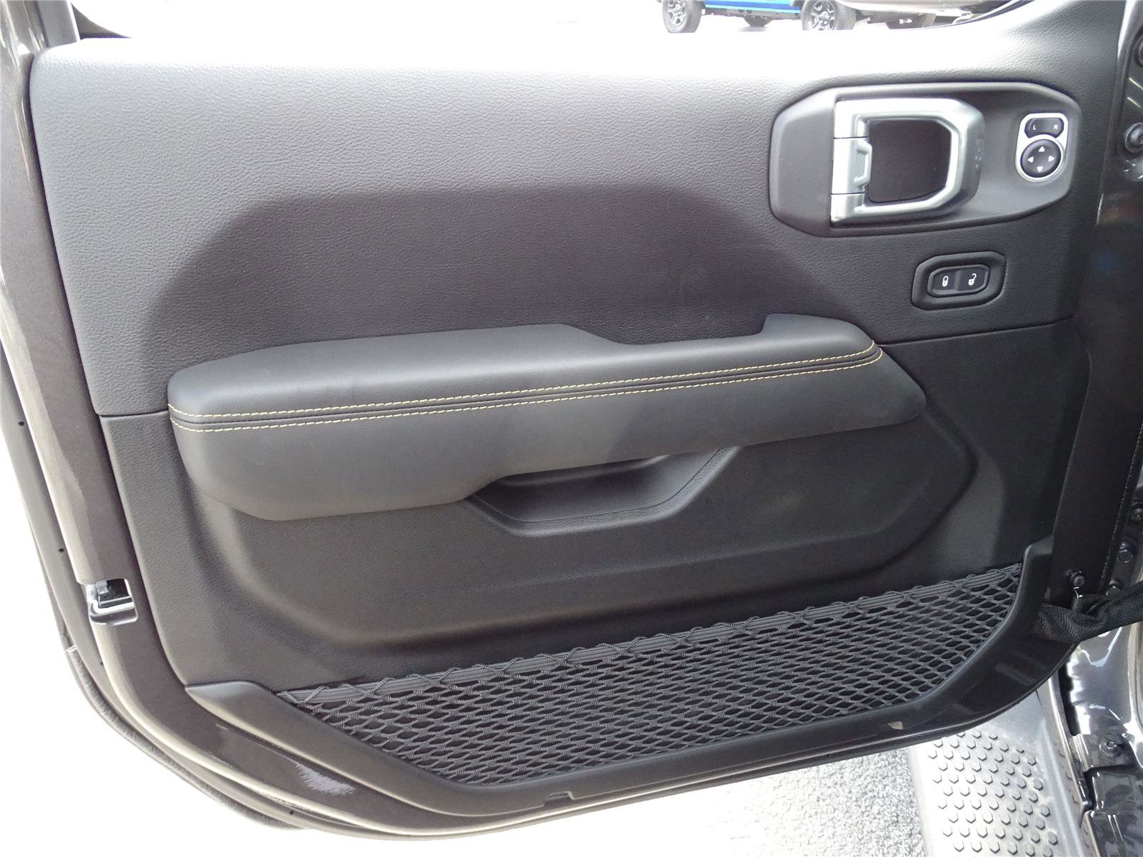 New 2025 Jeep Wrangler Sahara w/ Safety Group image 20