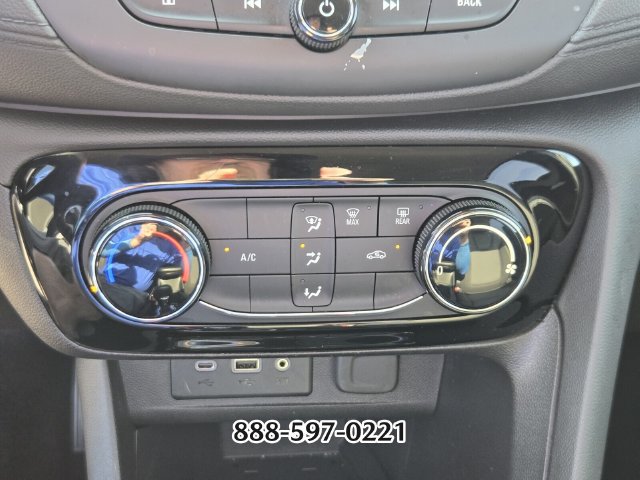Used 2022 Buick Encore GX Preferred w/ Sport Touring Package FWD image 24