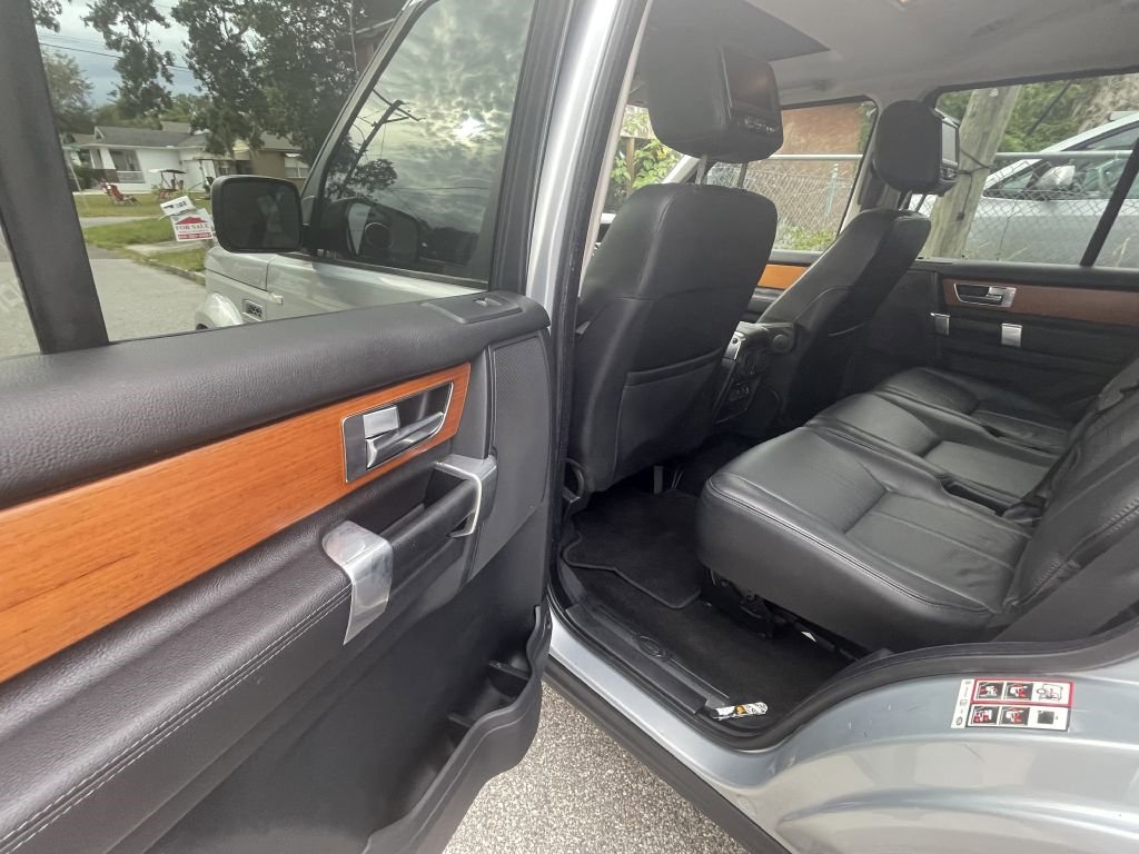 Used 2011 Land Rover LR4 HSE AWD/4WD image 14