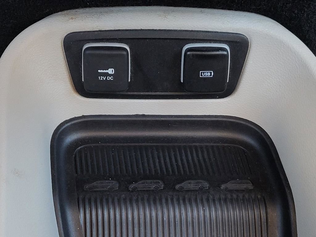 Used 2018 Chrysler Pacifica Limited image 31