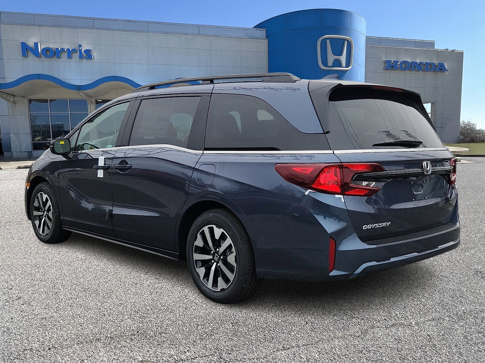 New 2026 Honda Odyssey EX-L image 3