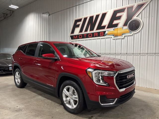 Used 2024 GMC Terrain SLE image 4