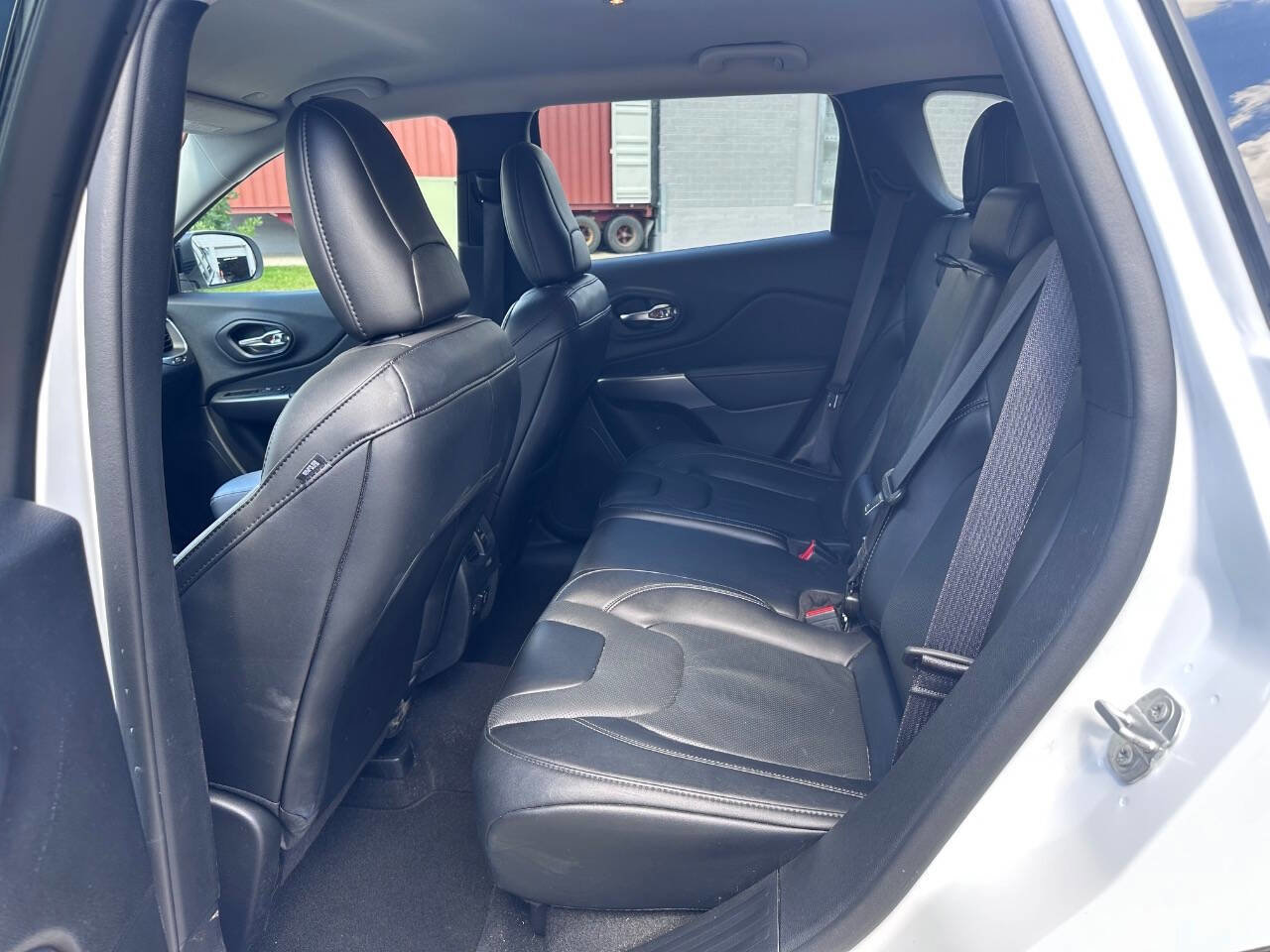 Used 2022 Jeep Cherokee Latitude Lux image 7