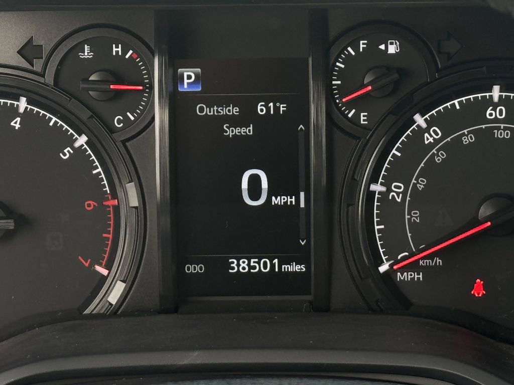 Used 2024 Toyota 4Runner SR5 Premium w/ Moonroof Package image 16